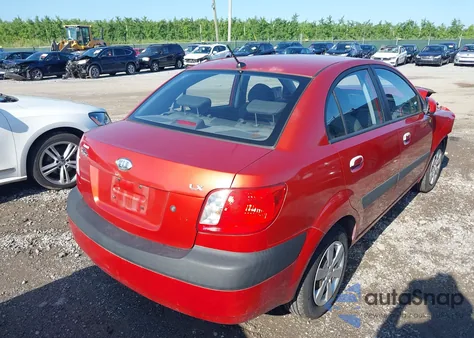 2008 Kia Rio Lx z USA, uszkodzony, nr VIN KNADE123086382195